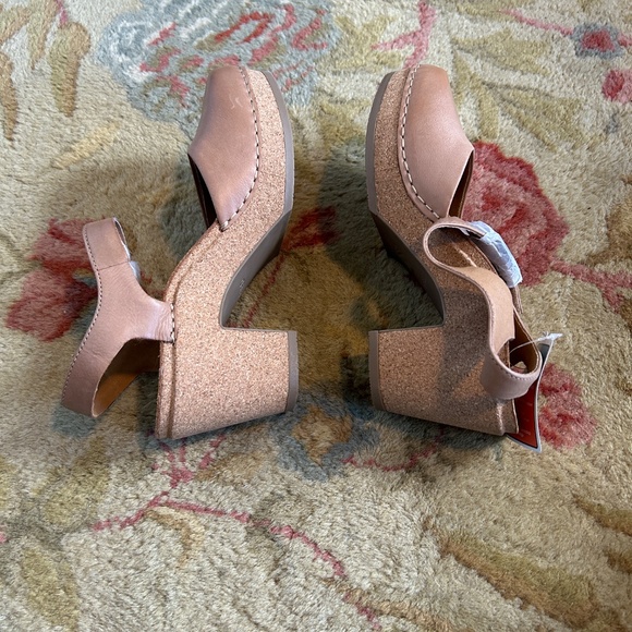 Aetrex Finley Leather Heel – Size 8.5 – Camel – New in Box - Picture 9 of 14